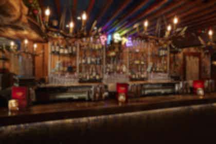 Cocktail Lounge Bar 8